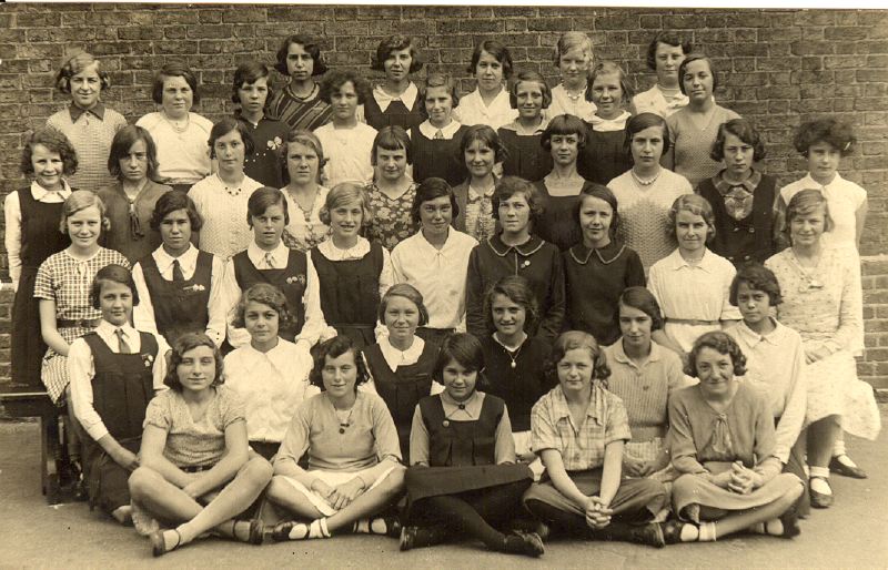 20, Churchfields School, Form 7a, 1933.jpg